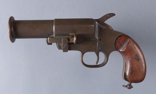 ANTIQUE BRASS FLARE GUN NO. 563Antique