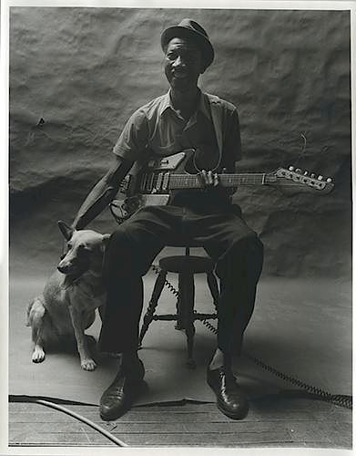 HOUND DOG TAYLOR 1972 PORTRAIT.Hound