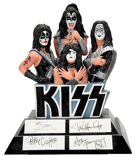 KISS LIMITED EDITION AUTOGRAPHED