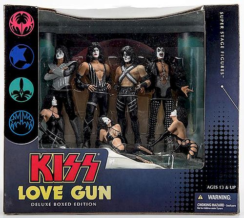 KISS LOVE GUN DELUXE LIMITED EDITION