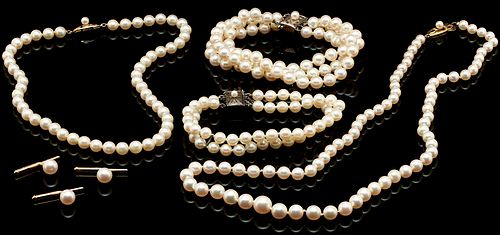 5 PEARL JEWELRY ITEMS, INCL. MIKIMOTO1st