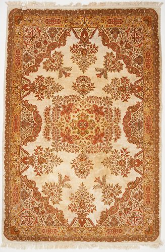 INDIAN JAIPUR RUG, GOLD PALETTE,