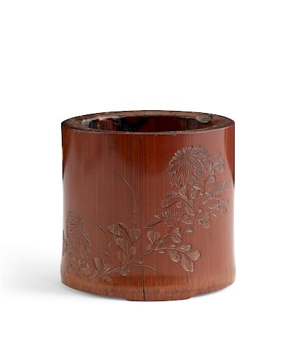 A CHINESE CARVED BAMBOO BRUSH POTQING