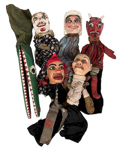 GROUP OF SIX PUNCH AND JUDY GLOVE 385254