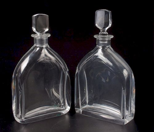 ORREFORS CRYSTAL DECANTERS PAIRPair 385736