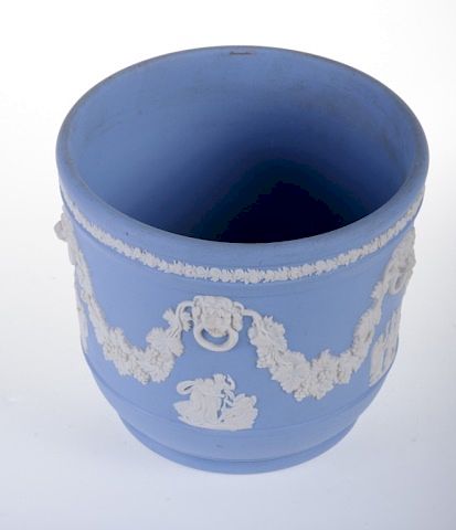 WEDGWOOD JASPERWARE CACHEPOT, CIRCA