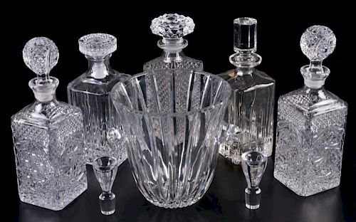 CRYSTAL CUT GLASS LIQUOR DECANTERS 38581e