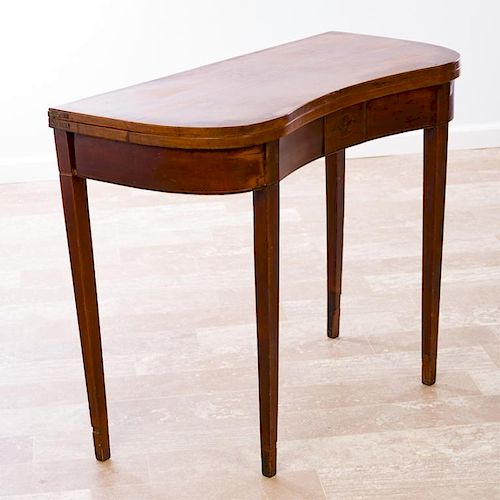 FEDERAL MAHOGANY FOLDING GAME TABLEFederal 385c1b