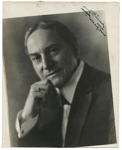 SIGNED PHOTOGRAPH OF T NELSON 385d58