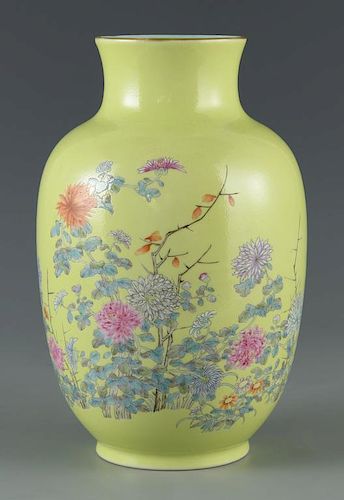 CHINESE PORCELAIN VASE CHRYSANTHEMUM 3885c5