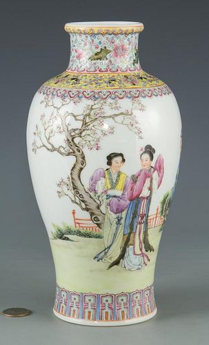 FAMILLE ROSE ROULEAU VASE WITH