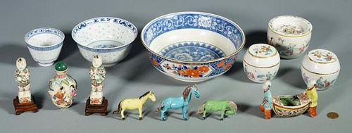 GROUPING OF ASIAN PORCELAIN POTTERY 388cdd