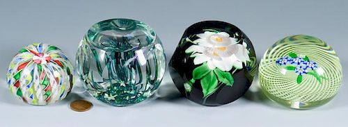 4 GLASS PAPERWEIGHTS1st item Perthshire 389072