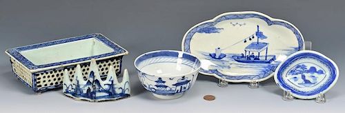 5 CHINESE BLUE AND WHITE PORCELAIN 38970e