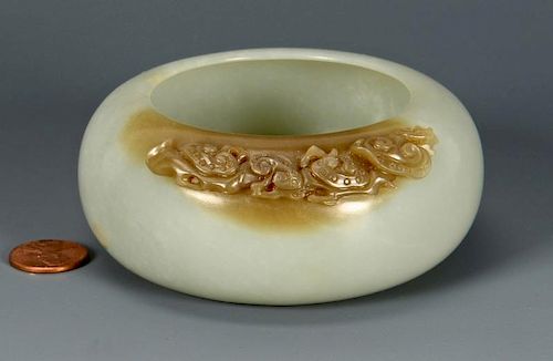 CARVED JADE BRUSHWASHERCarved jade 389898