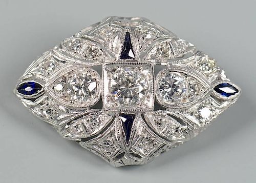 ART DECO DIAMOND & SAPPHIRE BROOCHArt