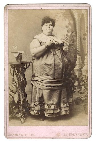 GROUP OF FIVE "FAT WOMAN" SIDESHOW