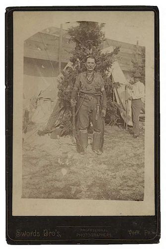 CABINET CARD PHOTO OF FRONTIERSMAN