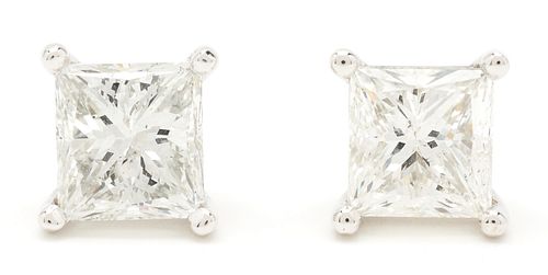 PAIR 14K PRINCESS CUT SQUARE DIAMOND 387b51