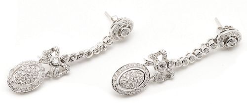 18K GOLD & DIAMOND DANGLE EARRINGSLadies