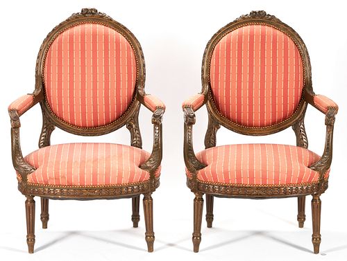 PAIR OF LOUIS XVI STYLE CARVED 387caa