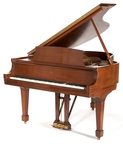 STEINWAY & SONS MODEL M GRAND PIANO,