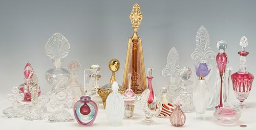 25 PERFUME BOTTLES, INCL. LALIQUE,