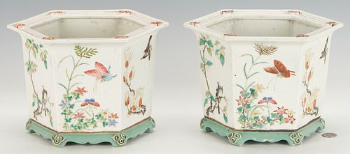 PAIR FAMILLE ROSE PORCELAIN HEXAGONAL