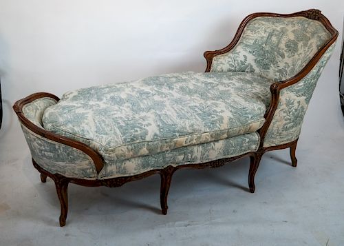 FRENCH-STYLE WALNUT CHAISE LONGUELouis
