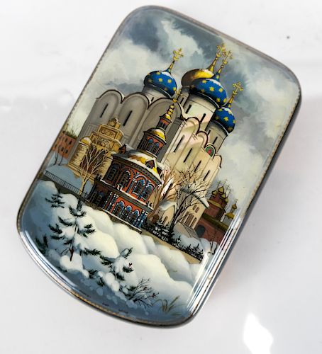 FINE RUSSIAN LACQUER HINGED BOXRussian 388159