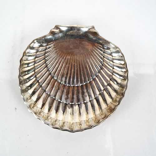 GORHAM STERLING SILVER SHELL TRAYA