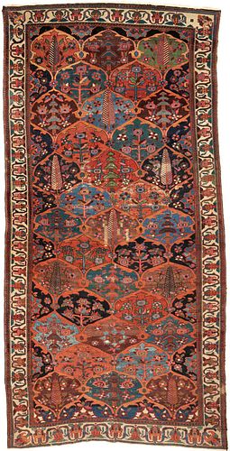 LARGE KARABAGH RUG, EARLY 20TH