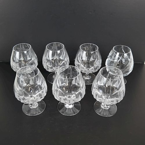 SIX CONTEMPORARY WINE GLASSESSix 38840c