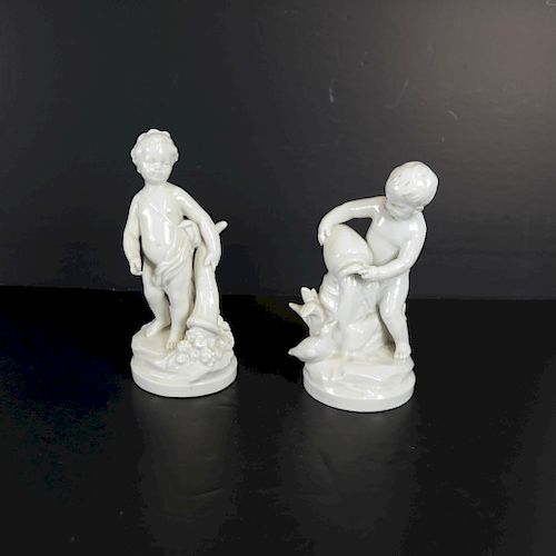 PAIR OF CAPODIMONTE FIGURINESPair 3884bb