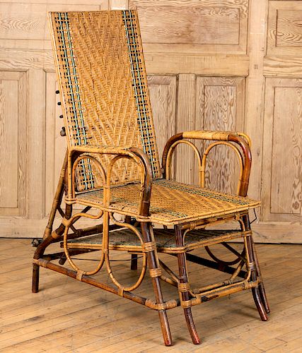 FRENCH RATTAN CHAISE LOUNGE PULLOUT