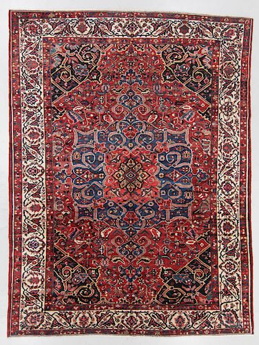 SEMI-ANTIQUE BAKTIARI RUG, PERSIA: