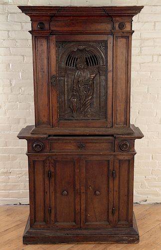 19TH CENTURY CONTINENTAL CARVED