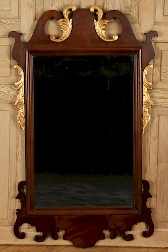 CHIPPENDALE STYLE MAHOGANY MIRROR 38b294