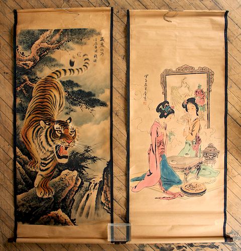 TWO CHINESE SCROLLS PRINTED FIGURALS 38b302