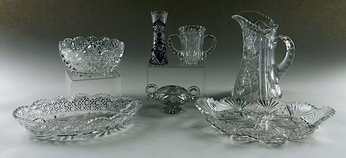 A GROUP OF SEVEN CUT CRYSTAL TABLE 38b366
