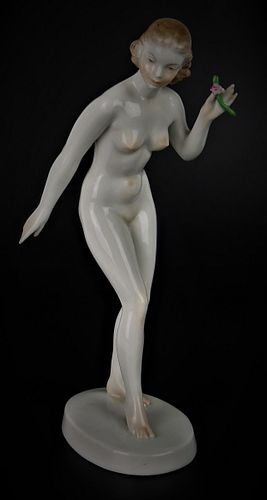 ART DECO HEREND NUDE WITH FLOWERCrafted 38b602