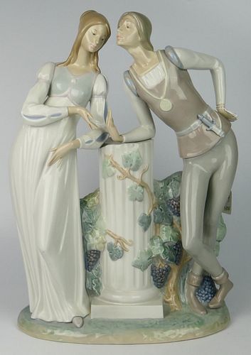 LARGE LLADRO LOVERS OF VERONA 17 38b75f