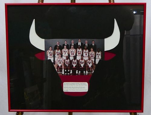 1997 98 CHICAGO BULLS SIGNED FRAMED 38b782