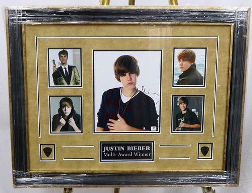 JUSTIN BEIBER SIGNED PHOTOGRAPH 38b805
