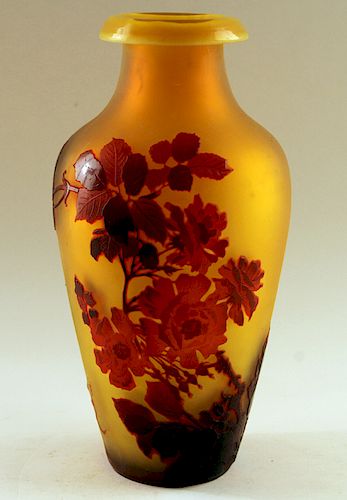 ART NOUVEAU ART GLASS CAMEO VASE 38b943