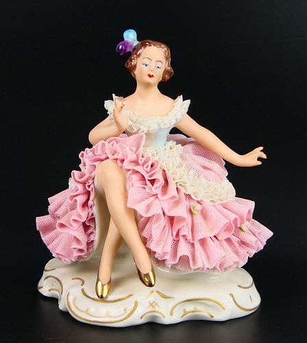 DRESDEN FIGURINE OF A SEATED BALLET 38bbf0