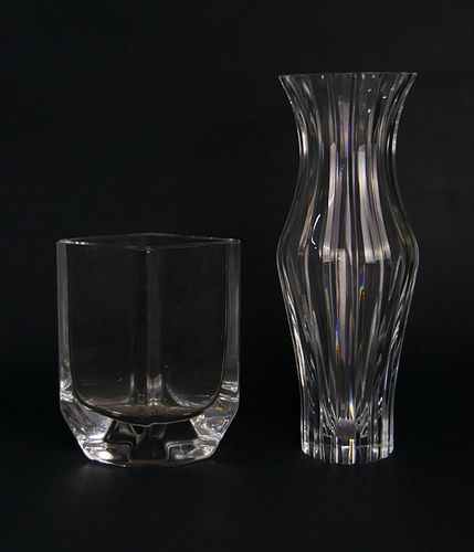 2 PIECES OF CLEAR SIGNED ART GLASS 38bc31