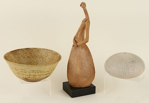 COLLECTION OF 3 CERAMIC WORKS VARIOUS 38becc
