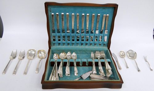 TOWLE 115PC CRAFTSMAN PATTERN STERLING