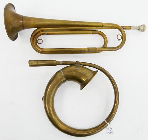 2 VINTAGE ANTIQUE BRASS HORN 38c036